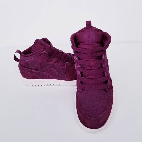 Jordan Other - Air Jordan 1 Mid